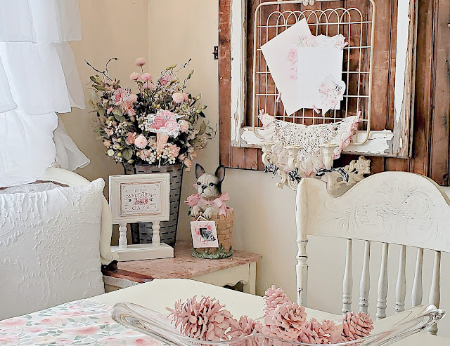 Thursday Favorite Things. Share NOW. #linkyparty. #TFT #thursdaayfavoritethings #eclecticredbarn